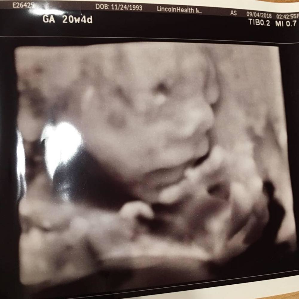 Meet your Posher, Hillary